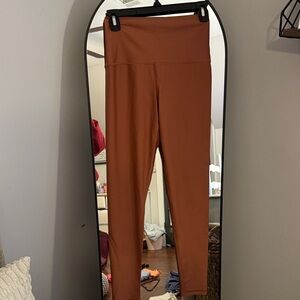 Women’s Aerie orange leggings